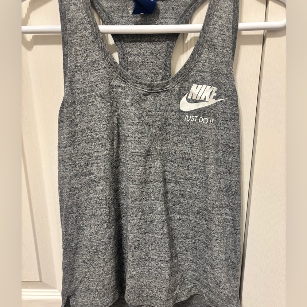 Nike Women's Heather Gray Tank Top